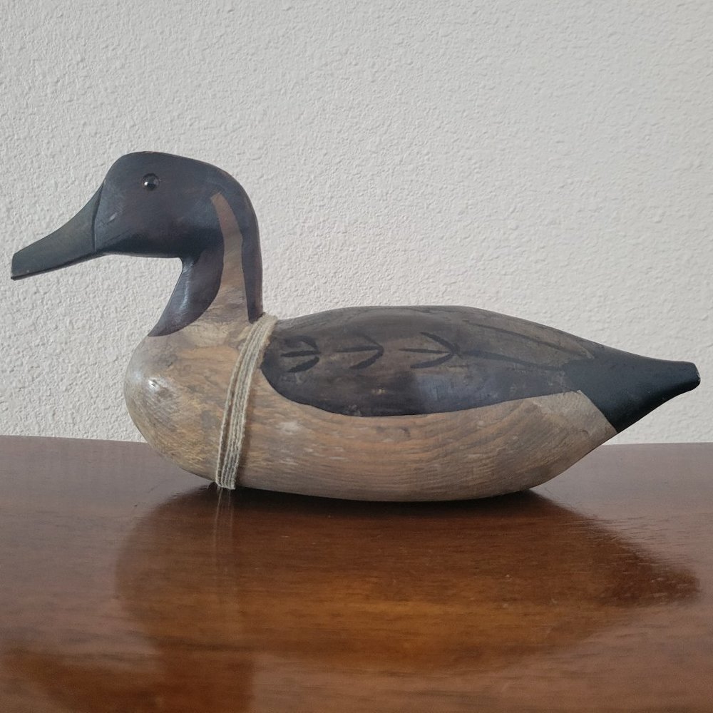 Vintage hand carved painted wooden duck decoration